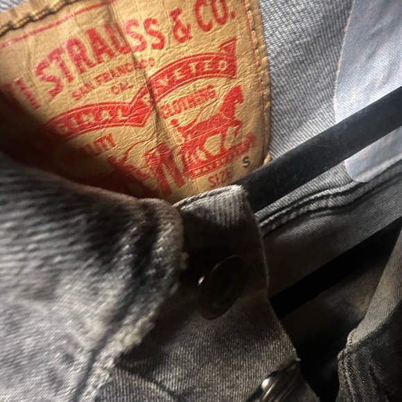 Levi’s Custom Denim Trucker Jacket - Picture 3 of 4